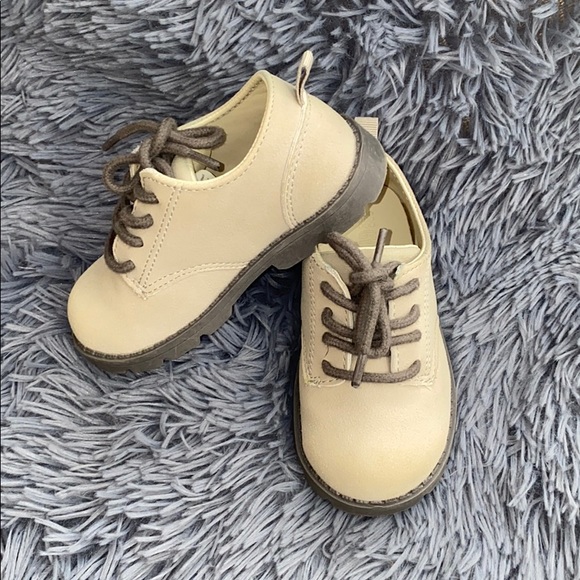 Gymboree Other - Gymboree toddler suede casual low top size 🎉HP🎉